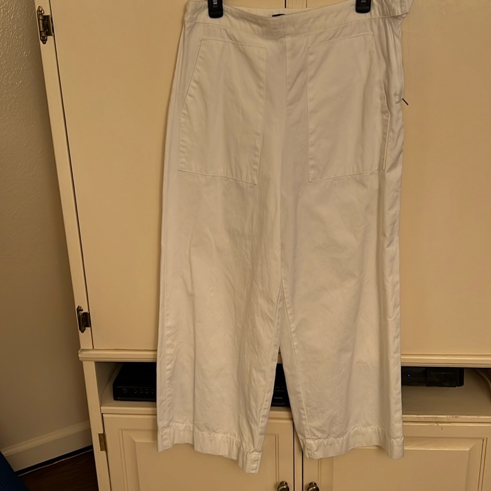 Mossimo White Wide Leg Capris